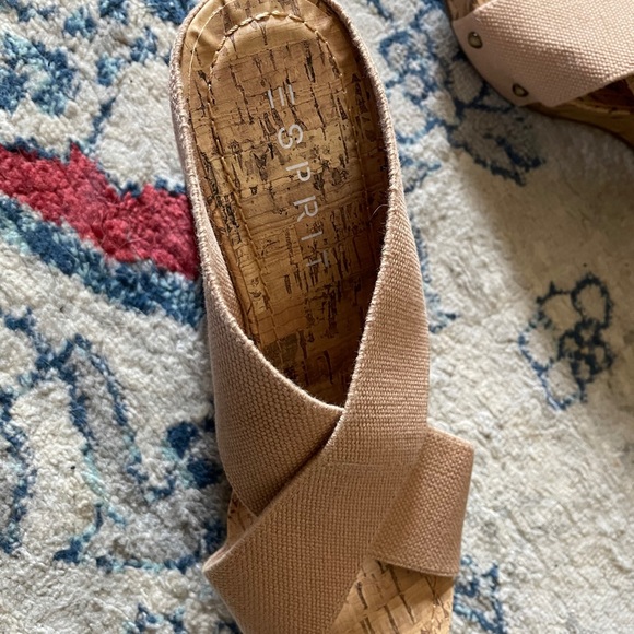 Shoes - Picture 3 of 3